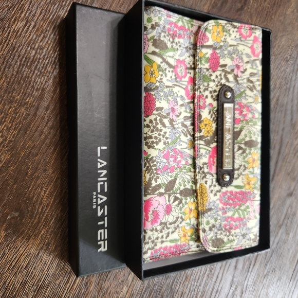 Lancaster Paris Wallet - Picture 8 of 8